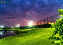 롱비엔 골프 클럽 [그린+캐디+카트/왕복 차량 가능]