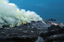 이젠 화산 블루 파이어 하이킹 투어 (발리 출발) :마이리얼트립