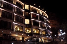 더 시더 그랜드 호텔 & 스파, 심라 - 호텔 가격비교