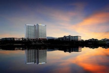 엠파크 그랜드 호텔 텅충, 바오산 - 호텔 가격비교