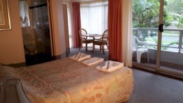 포스테이 모텔, 포스터 - 호텔 가격비교