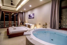 더 샤자, 몸바사 - 실시간 특가 검색 및 비교