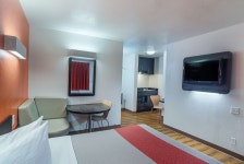 모텔 6 아드모어 - 호텔 가격비교