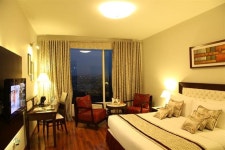 더 트리하우스 퀸스 펄, 구르가온 - 호텔 가격비교