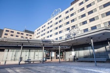 쿠물루스 리조트 에어포트 콩그레스 센터, 반타 - 호텔 가격비교