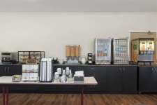 Days Inn Canmore, 캔모어 - 호텔 가격비교