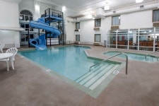 슈퍼 8 모텔 스리 힐스, 쓰리힐스 - 호텔 가격비교