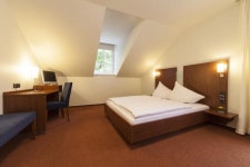 호텔 블레히함머, 카이저슬라우테른 - 호텔 가격비교