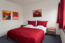 호텔 할레럽 크로, 브론데슬레브 - 호텔 가격비교