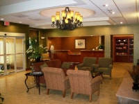 홈우드 스위트 바이 힐튼 오칼라 앳 헬스 브룩 - 호텔 가격비교