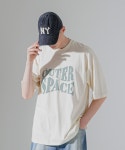 EZKATON｜스페이스 반팔티셔츠 크림그레이 KMST6696 QEUKMST6696-CREAMGRAY-S｜SSF SHOP 스페이스 반팔티셔츠 크림그레이 KMST6696