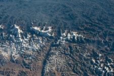 This is cool for mountaineering fans (link, but could be a cool mountain thread) - The Lounge - Kerbal Space Program Forums This... 