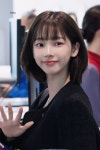 최근 에스파 카리나 공항 실물 직찍 미모