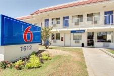 Reviews for Motel 6 Tempe, AZ - Scottsdale South, Tempe Motel 6 Tempe, AZ - Scottsdale South in Tempe