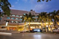 하노이 레이크 사이드 호텔 (Lake Side Hotel) 이용 후기 하노이에 있는 레이크 사이드 호텔 (Lake Side Hotel)