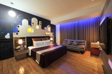 신주 ZJ-모텔 (ZJ-Motel) 이용 후기 신주에 있는 ZJ-모텔 (ZJ-Motel)