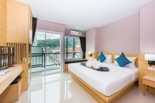 Book Rayaan 6 Guesthouse in Patong | Hotels.com Rayaan 6 Guesthouse in Patong