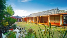 전주 감성한옥 (Gamsung Hanok) 이용 후기 전주에 있는 감성한옥 (Gamsung Hanok)