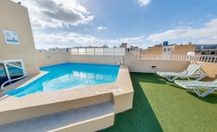 Reviews for Carlton Hotel, St. Julians Carlton Hotel in St. Julian&apos;s