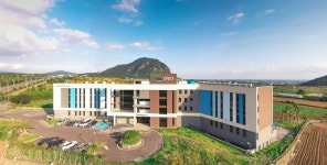 서귀포 산방산호텔 (Sanbangsan Hotel) 이용 후기 서귀포에 있는 산방산호텔 (Sanbangsan Hotel)