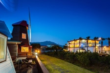 Olleh Windmill Pension & Guesthouse - Hostel - 서귀포 호텔, 서귀포 호텔 예약 | 호텔스닷컴 서귀포에 있는 Olleh Windmill... 