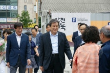 150627_삼진어묵 (3) - a photo on Flickriver