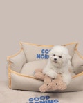 몽슈슈(Monchouchou) 2023 FW LOOKBOOK | GVG 스토어. 전 세계직배송.