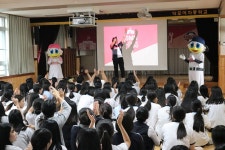 18.09.13 자이언츠 걸스데이 - 덕포여자중학교