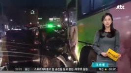 종로구 원남동서 버스, suv 정면 충돌 | 보배드림 교통사고/블박