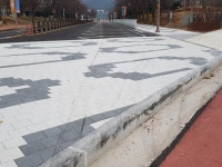 어제 글올린 창원경찰청사거리 신설도로 현장사진 입니다. | 보배드림 교통사고/블박