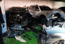 구로구 아파트 지하 주차장서 충돌 사고 | 보배드림 교통사고/블박