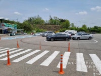 핏물을 뚝뚝 흘리고 다니는 트럭 약혐 주의 | 보배드림 베스트글