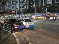 아파트 입구 앞에서 정차 후 출발 차량과 사고입니다.. | 보배드림 교통사고/블박