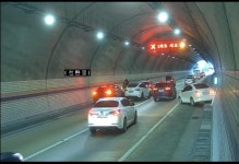 [사고]청주영덕선 영덕방향 문의1터널 | 보배드림 교통사고/블박