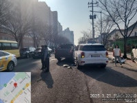 마트 주차장 출구 사고 좀 봐주세요 | 보배드림 교통사고/블박