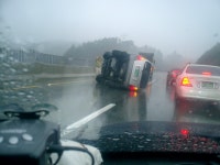 영동 고속도로에서 뒤집어진 테라칸! | 보배드림 교통사고/블박