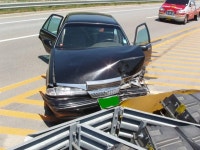 프린스 가드레일과 충돌 | 보배드림 교통사고/블박