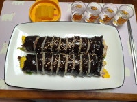 참치김밥임!!! 진짜임!! | 보배드림 자유게시판