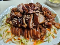 직장에서 해먹는 3천원 점심 말복 냉채족발 불족발 | 보배드림 자유게시판