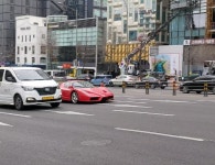 도산대로에서 목격한 엔초 페라리 | 보배드림 베스트글