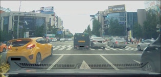 13일의 금요일 오후4시경 노원 롯데백화점 사거리 접촉사고 | 보배드림 교통사고/블박