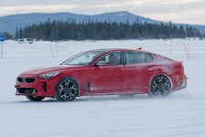 [autoexpress.co.uk] 기아 스팅어GT 프로토 타입 시승기 | 보배드림 국산차게시판