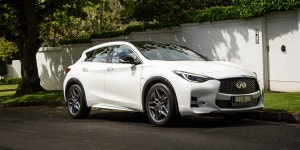 2017 인피니티 Q30 2.0t 스포츠 프리미엄 | 보배드림 자동차사진/동영상