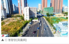 4차선을 가로막은 집 | 보배드림 국산차게시판