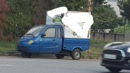 길에 희안한 차가 있네요 | 보배드림 국산차게시판