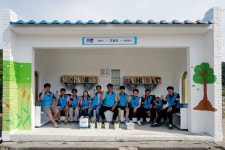 현대차 동호회, 교외 버스정류장 화사하게 꾸몄죠 | 보배드림 자동차뉴스 현대차 동호회, 