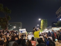실시간 서초역 7번출구 앞 | 보배드림 정치게시판