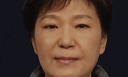 [#속보#]한동훈 박근혜 전 대통령에게 생일선물 전달 | 보배드림 정치게시판