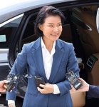 빵진숙, 출장 기록도 없는데 주말 제주도서 법카 | 보배드림 정치게시판