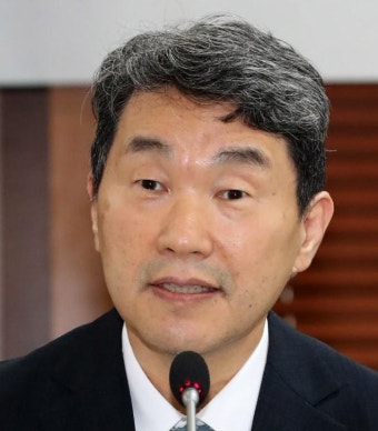 내란이고 지랄이고 야 이주호 | 보배드림 정치게시판